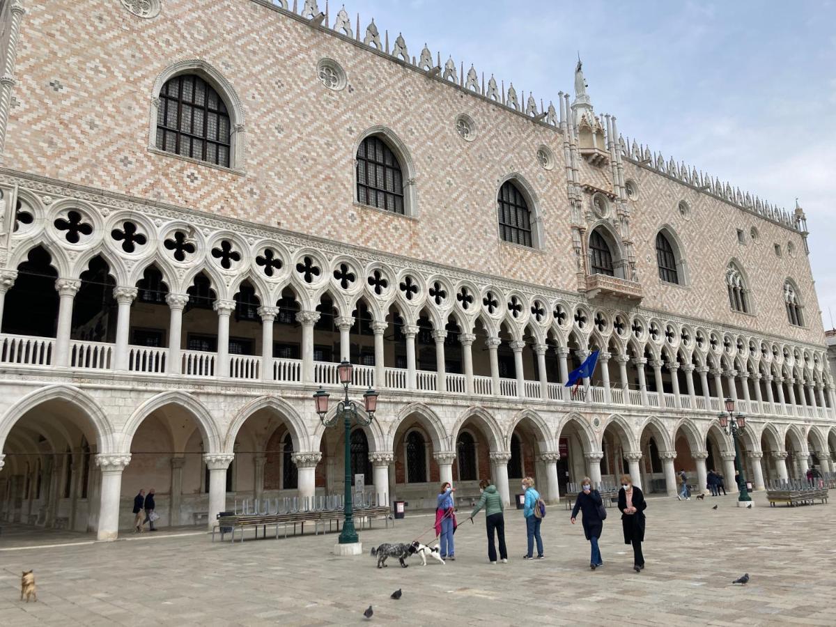 Venice Venezia ,Ghetto,Biennale, Campo Maddalena מראה חיצוני תמונה