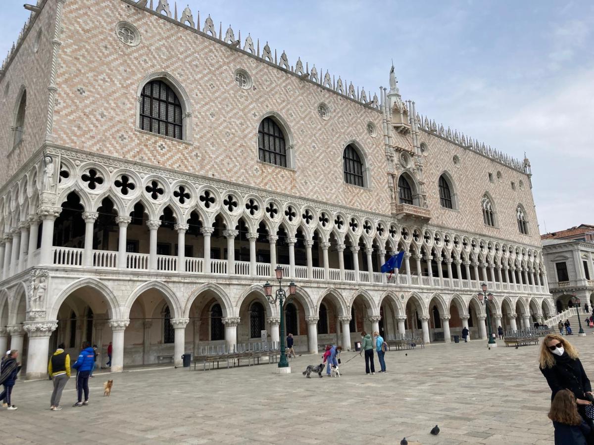 Venice Venezia ,Ghetto,Biennale, Campo Maddalena מראה חיצוני תמונה